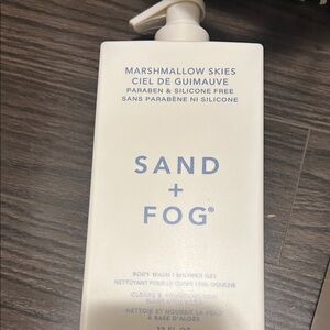 Marshmallow skies shower gel